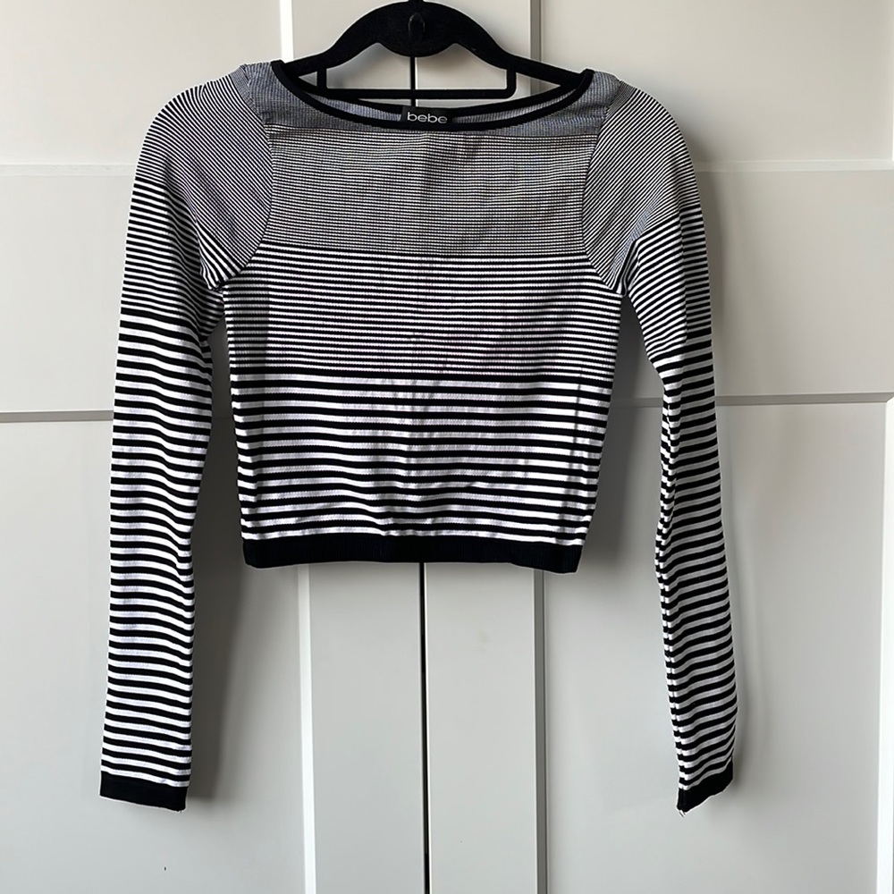 bebe Black & White Stripe Long Sleeve Crop Top